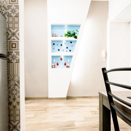 Appartement Casa Cosmedin à Naples Extérieur photo
